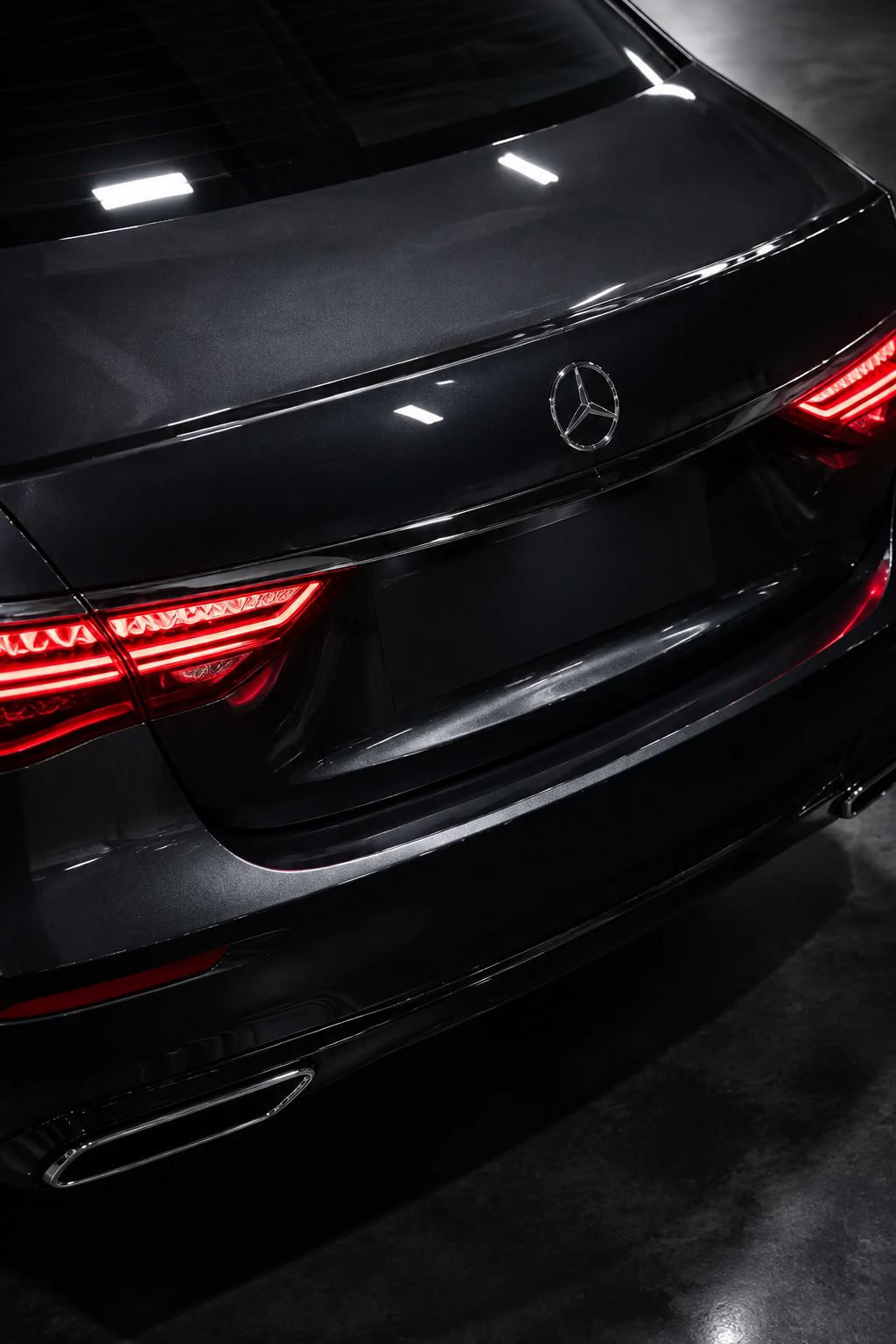 Black Mercedes-Benz S-Class W223